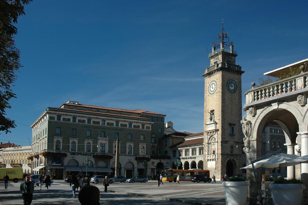 Apartment Bergamo Centro Storico Pokoj fotografie